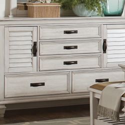 Brand New 5-Drawer Antique White Dresser