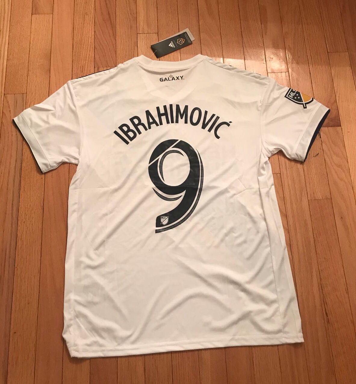 NEW Zlatan Ibrahimovic LA Galaxy jersey size M