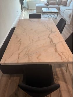 Dinning room table and chairs