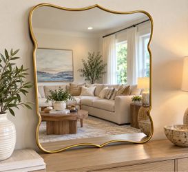 Gold Wavy Frame Decorative Wall Mirror