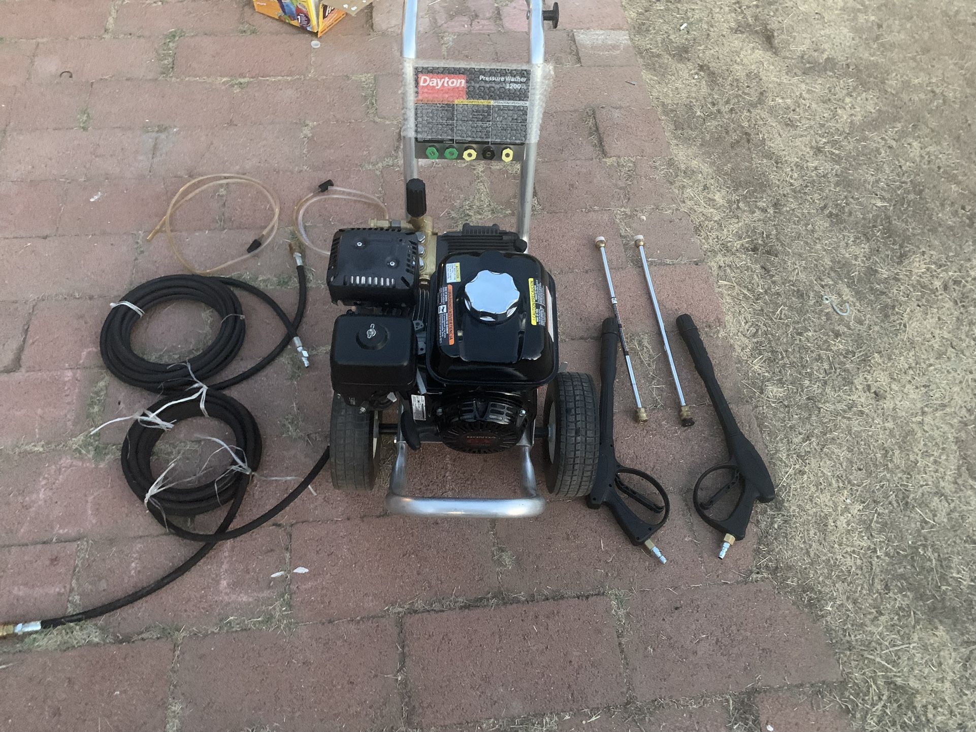 Dayton Gas Power Pressure Washer 3200 Psi
