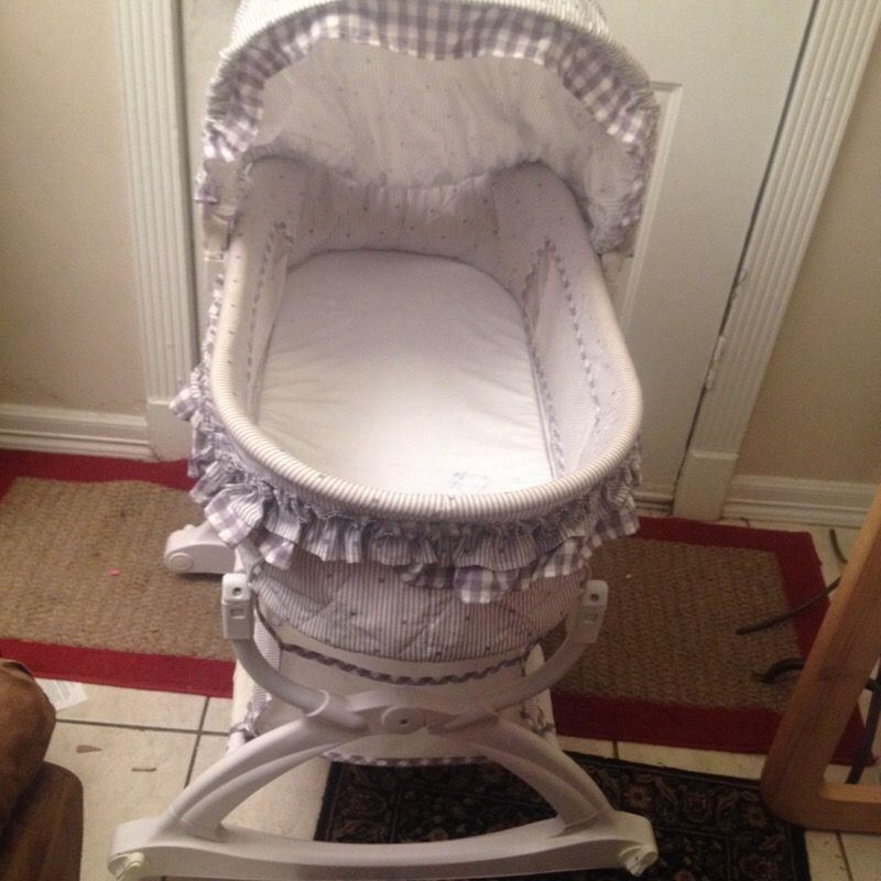 Graco Vibration Control Bassinet