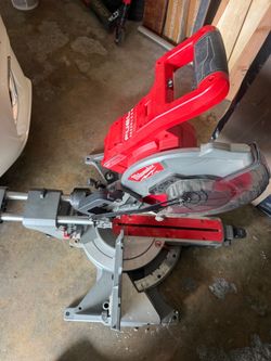 M18 FUEL 18V Lithium-Ion Brushless Cordless 12 in. Dual Bevel Sliding Compound Miter Saw (Tool-Only)