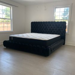 New In Box King Bed +Mattress (Read Description Below)