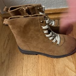 Girls Boots 