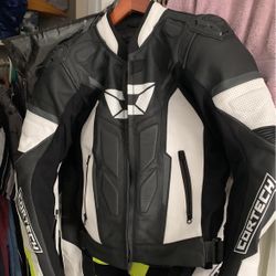 Cortech Women’s Leather Jacket
