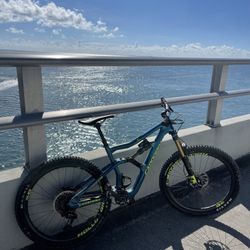 Cannondale Full Carbon 27.5  Drop Post Full Loaded