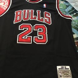 Xl Chicago Bulls Michael Jordan Black Mitchell & Ness Jersey 