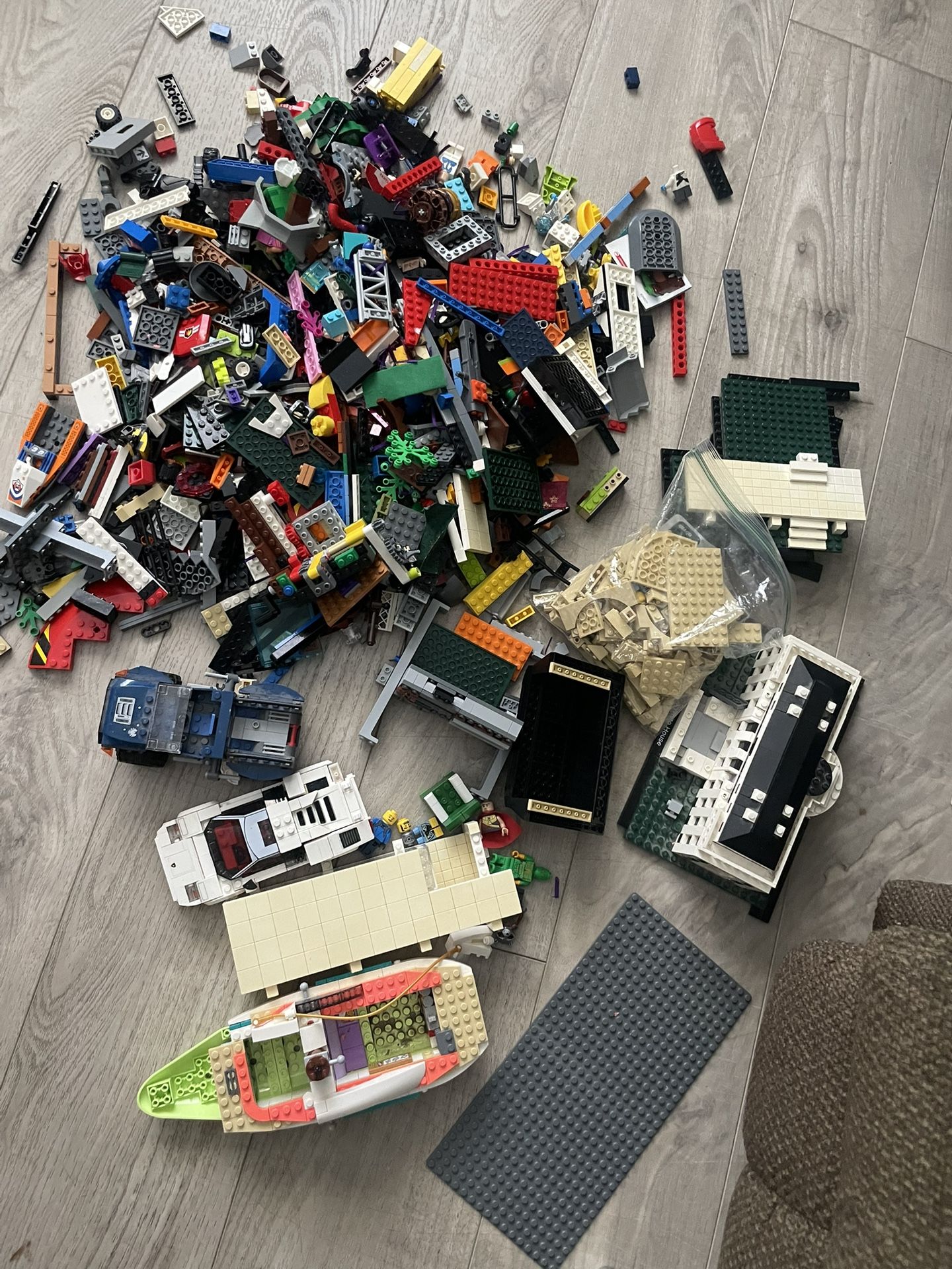 LEGOS