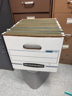 Hangin file Folders