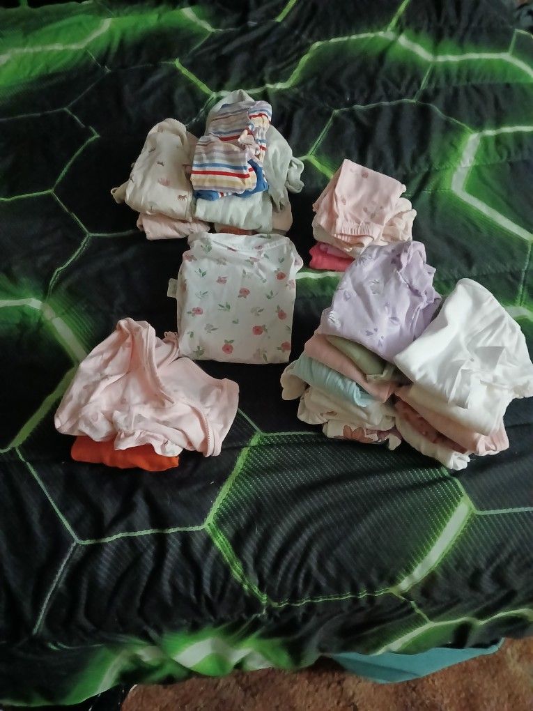 Newborn Girl Clothes