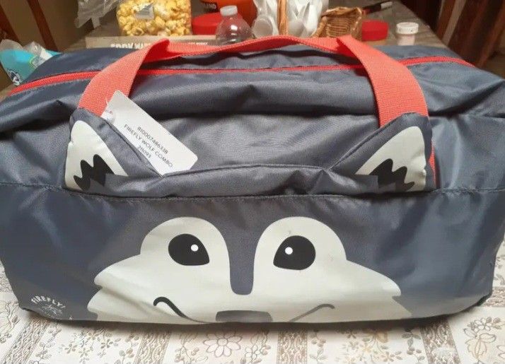 Firefly! Outdoor Gear Aspen the Wolf Kid's 3 Pc Camping Set - Duffel/Sleeping Bag/Lantern) new never used