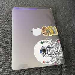 Apple Laptop