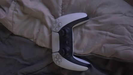 PS5 controller