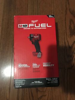 Milwaukee Fuel m18 3/8 Compact impact wrench tool only￼