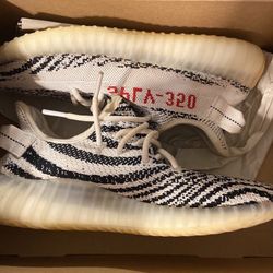 Yeezy Boost 350 V2 Zebra Size 8.5