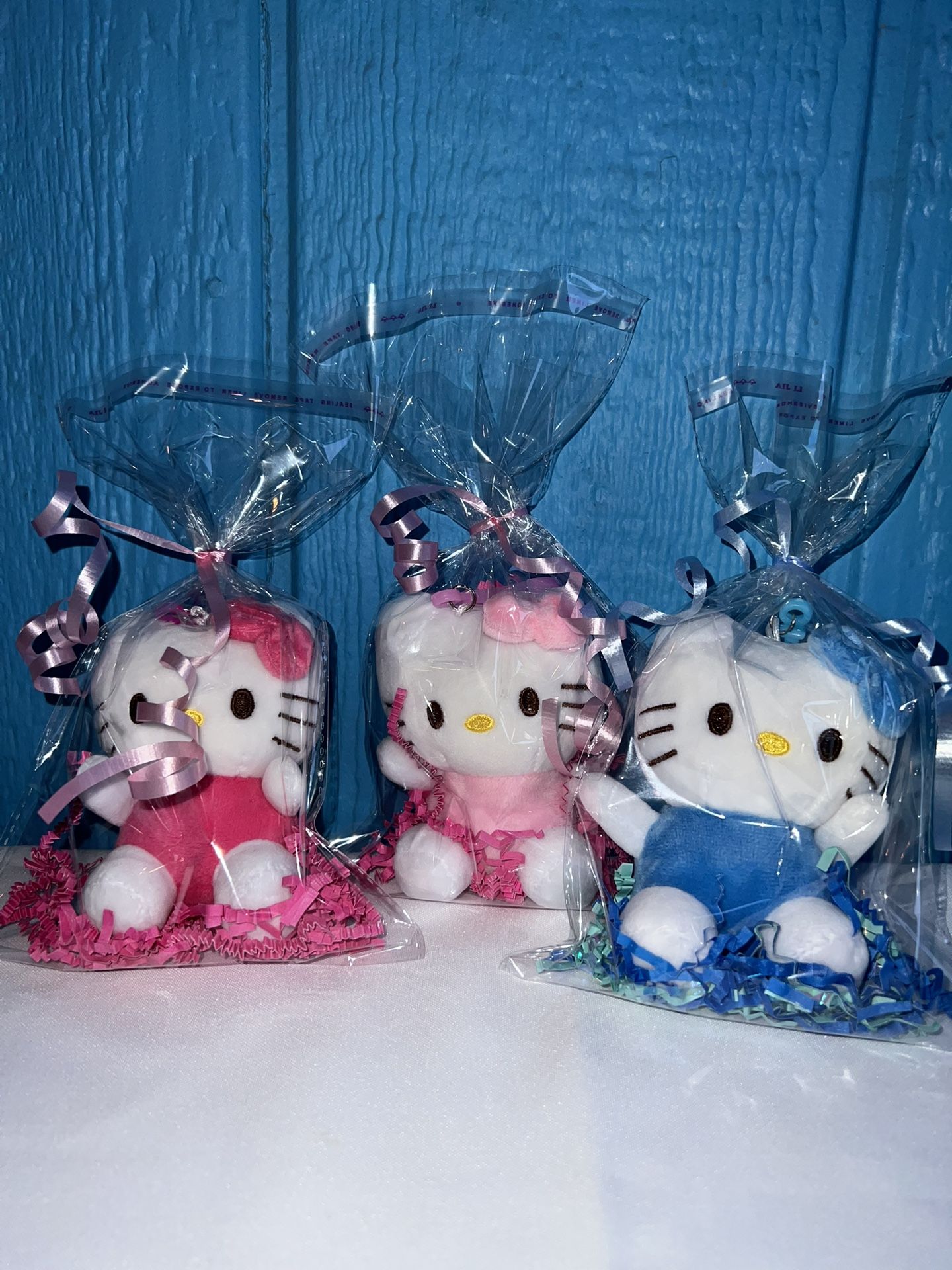 Mini Hello Kitty Plushie