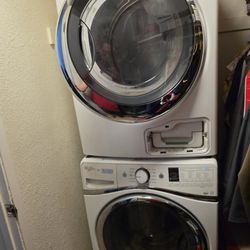 Whirlpool VENETLESS washer/dryer 120v $300