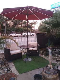 Solar umbrella table & chairs combo