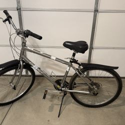 Giant Sedona ST Bike – Just Serviced & Ready to Ride – $275 OBO