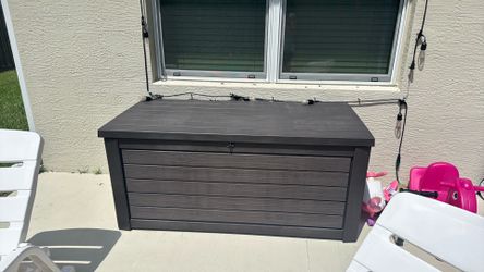 Pool deck box