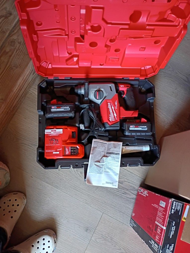 M18 Impact Rotary Hammer Kit