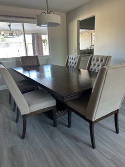 Kitchen table