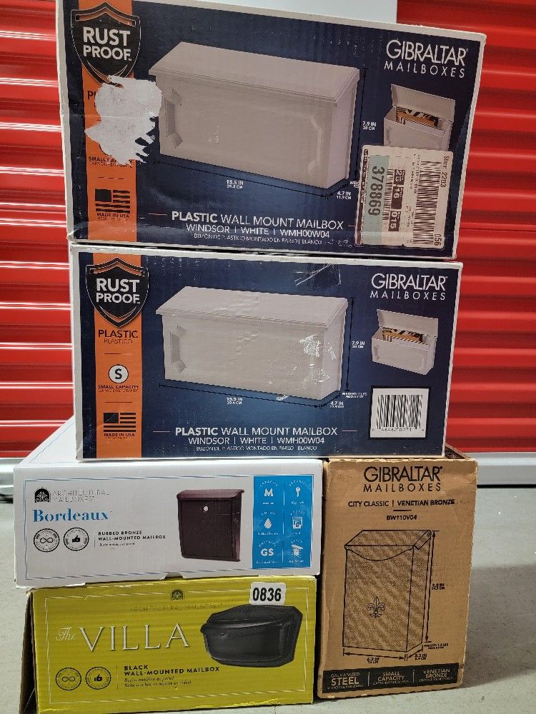 Mixed Lot of (5) Wall mount Mailboxes, Bronze and White