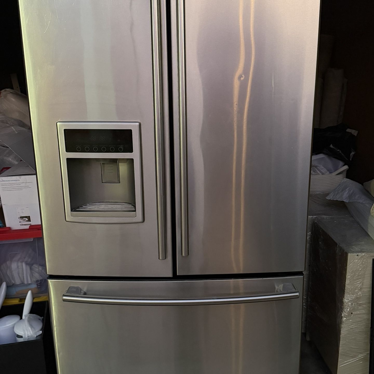 28 cu. ft. 3 Door French Door, Standard Depth, Ice and Water with ...