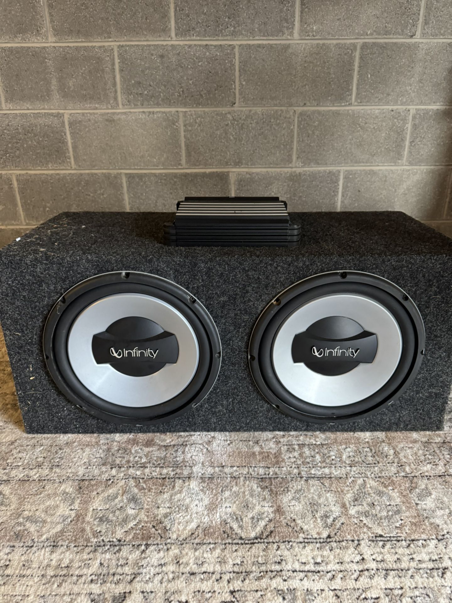2 12 Inch Subwoofers