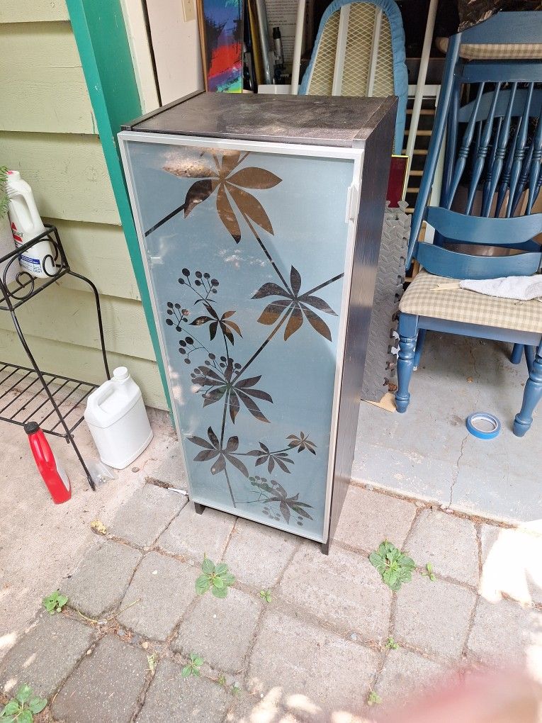 42z16x12 Display Cabinet