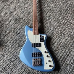 Player Plus Meteora Bass 