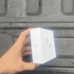 AIRPODS GEN 3 ( cheapest ) 