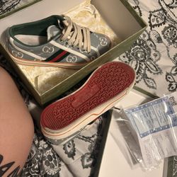 Women’s Gucci Shoes 