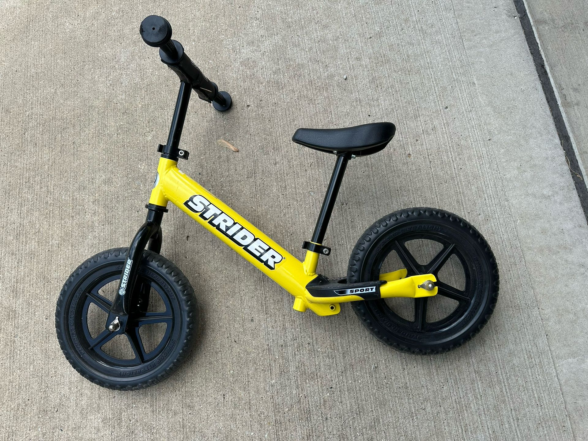 Strider 12 Sport Balance Bike