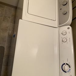 Whirlpool Washer And GE 7.0 Cu Ft. Electric Dryer