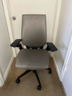 Steelcase gestures Miami Gardens