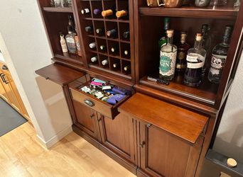 Pottery Barn Bar - Modular