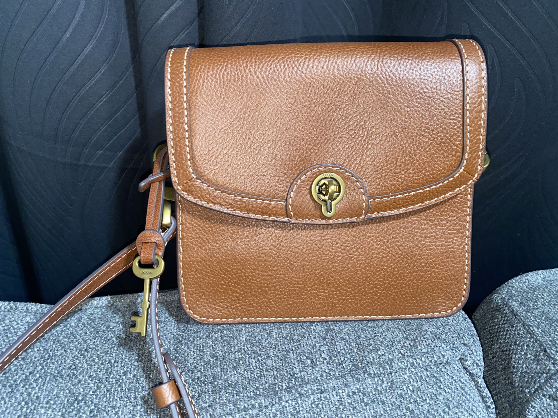 Vintage Fossil Ainsley Small Flap Crossbody Bag