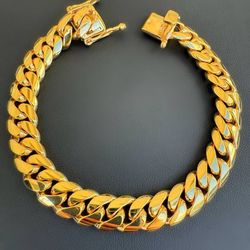 10k solid Yellow Gold Big boy VIP Brand new Cuban link 8” 65.9 grams 10.5mm