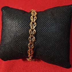 Elegant Bracelet Golden Plated