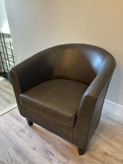 Accent chair
