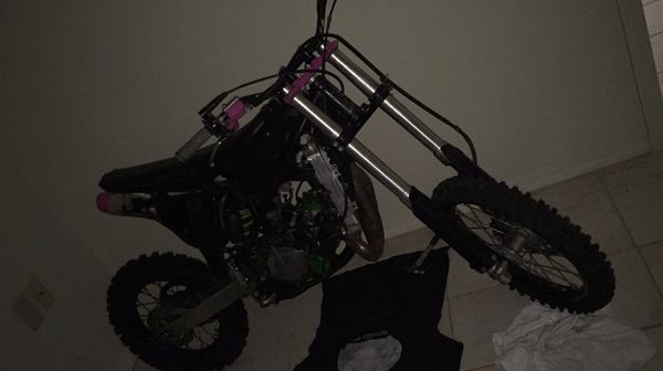 2016 kx85