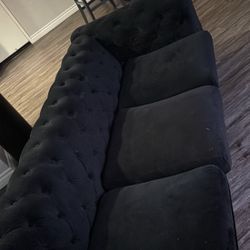 Black Button Couch ( Clean) 