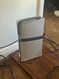 PS5 Pro 2TB w/ Dualsense Edge controller