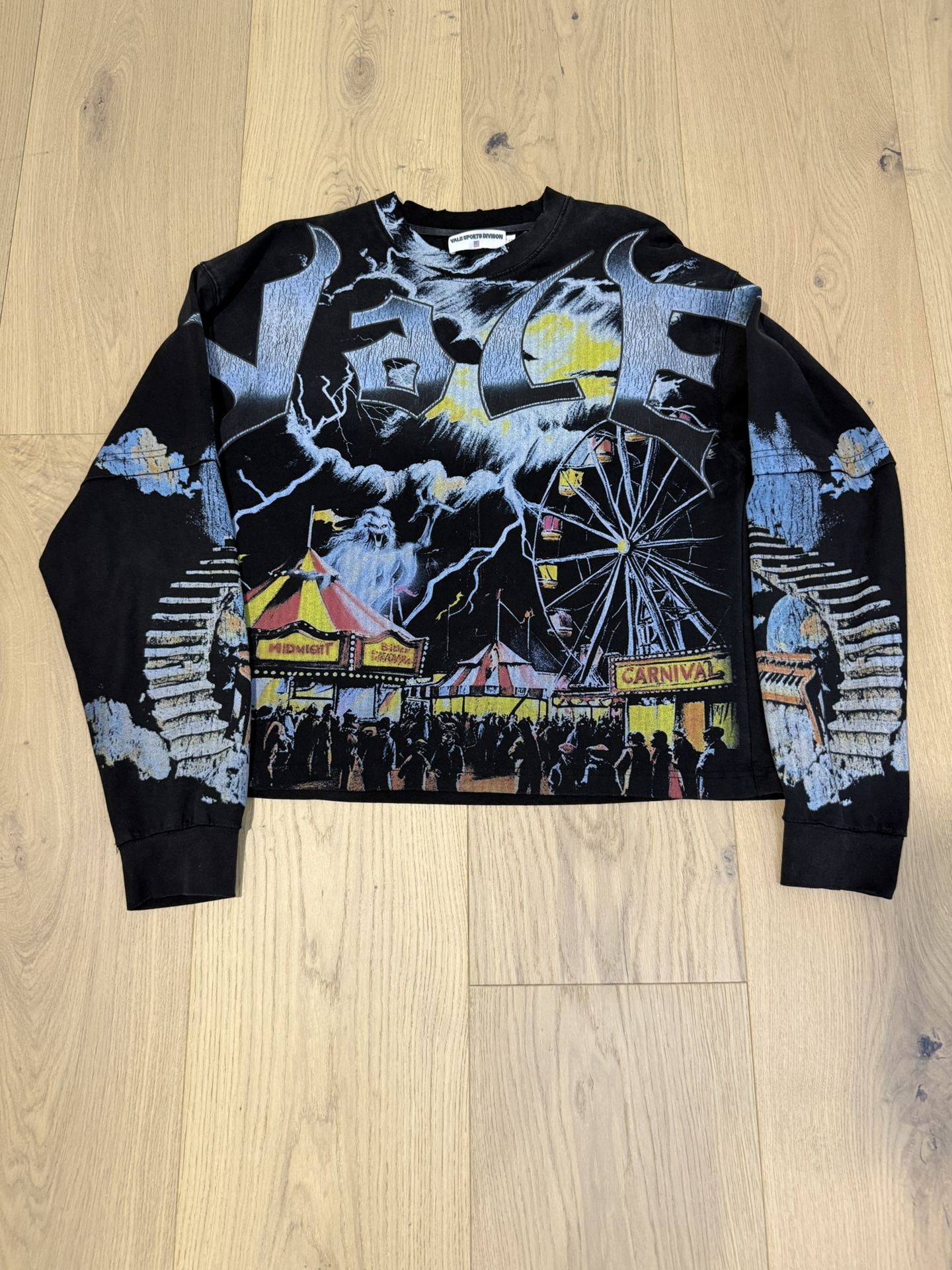 Vale Carnival Long Sleeve