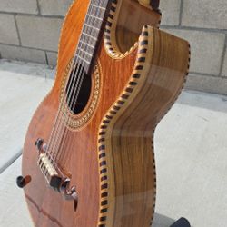 Bajo Quinto C. Reyes