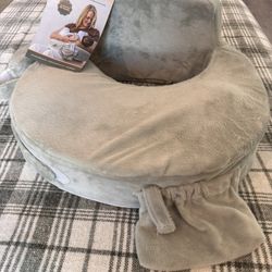Breastfeeding Pillow (New)