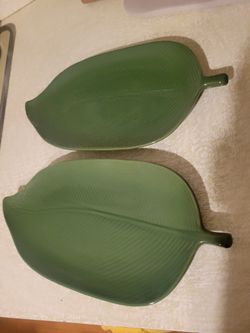 Leaf Accent Decor Tray