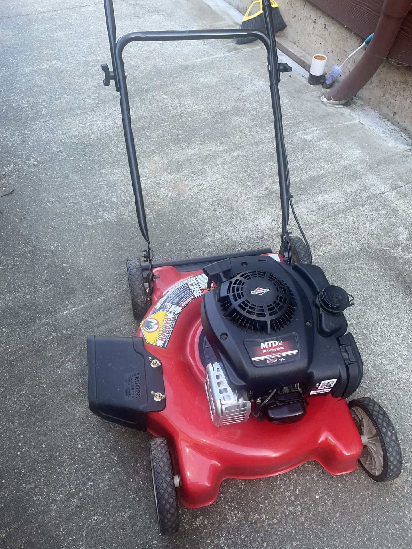 Almost Brand New Push Lawn Mower